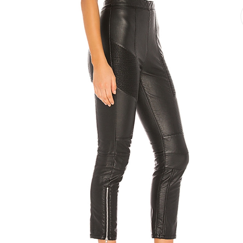 Free People's Kaelin Skinny Jean -Size 0